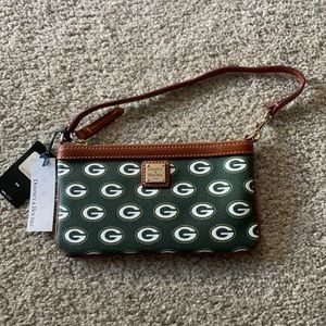 Brand new Green Bay Dooney & Bourke wristlet